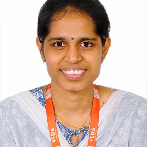 Mounika M, Senior Spoken English trainer at Veda