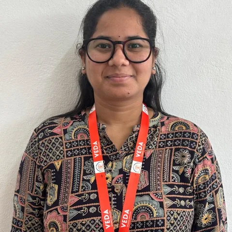 Varsha V, Senior Spoken English trainer at Veda